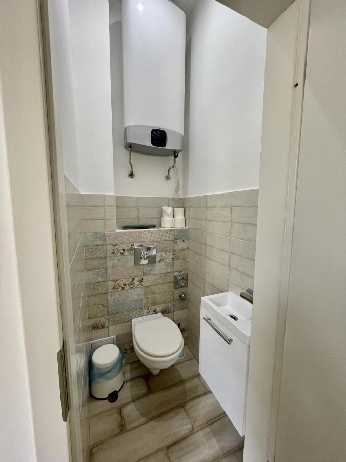 Home R574 #Freeparking بودابست المظهر الخارجي الصورة