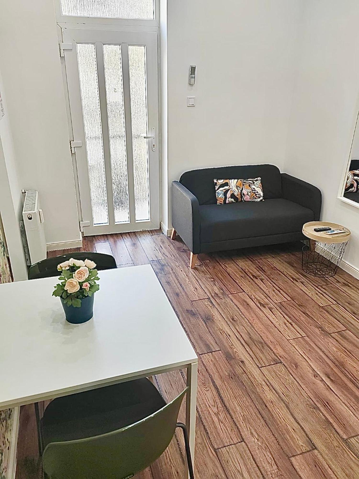 Home R574 #Freeparking بودابست المظهر الخارجي الصورة