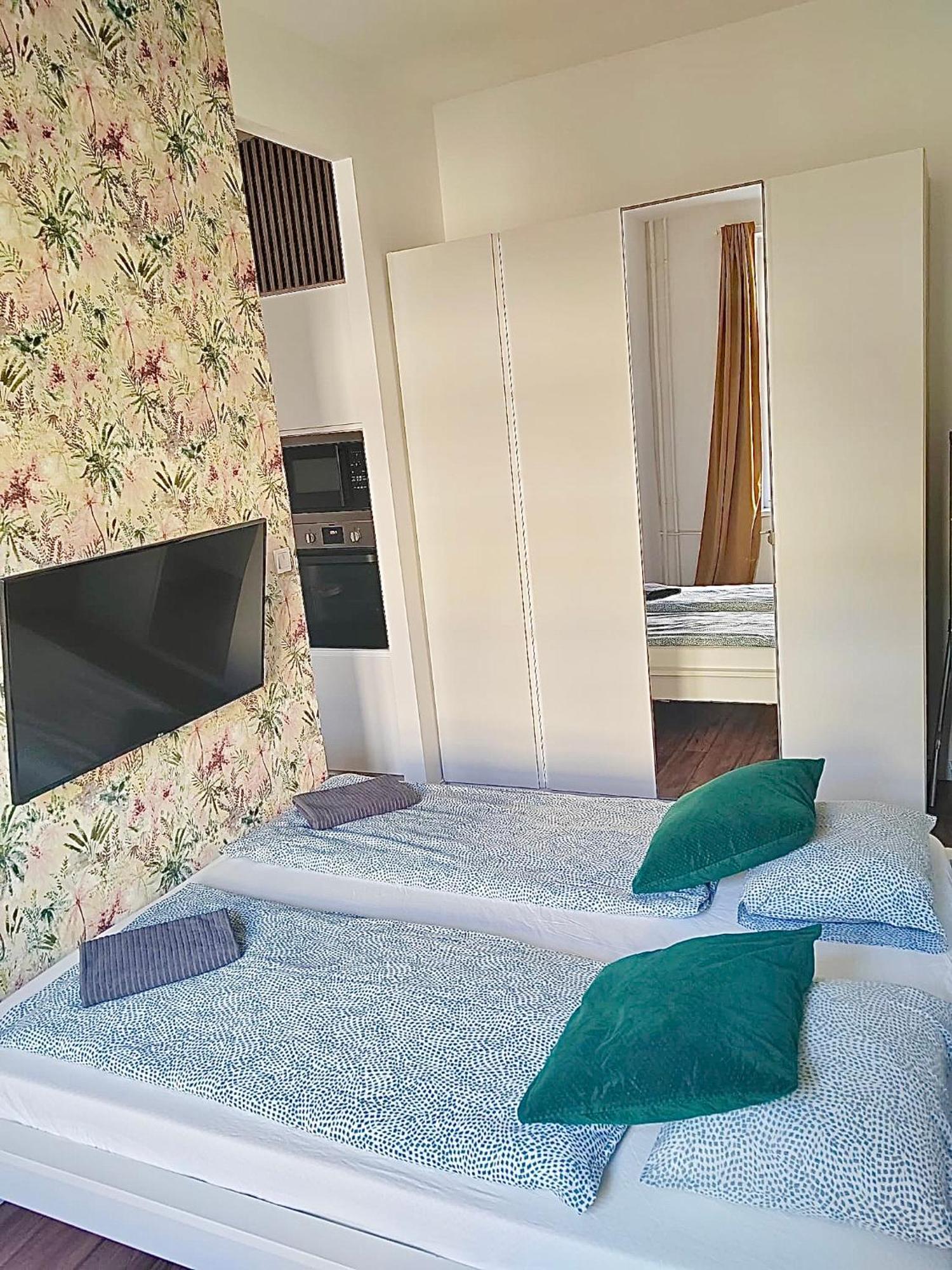 Home R574 #Freeparking بودابست المظهر الخارجي الصورة